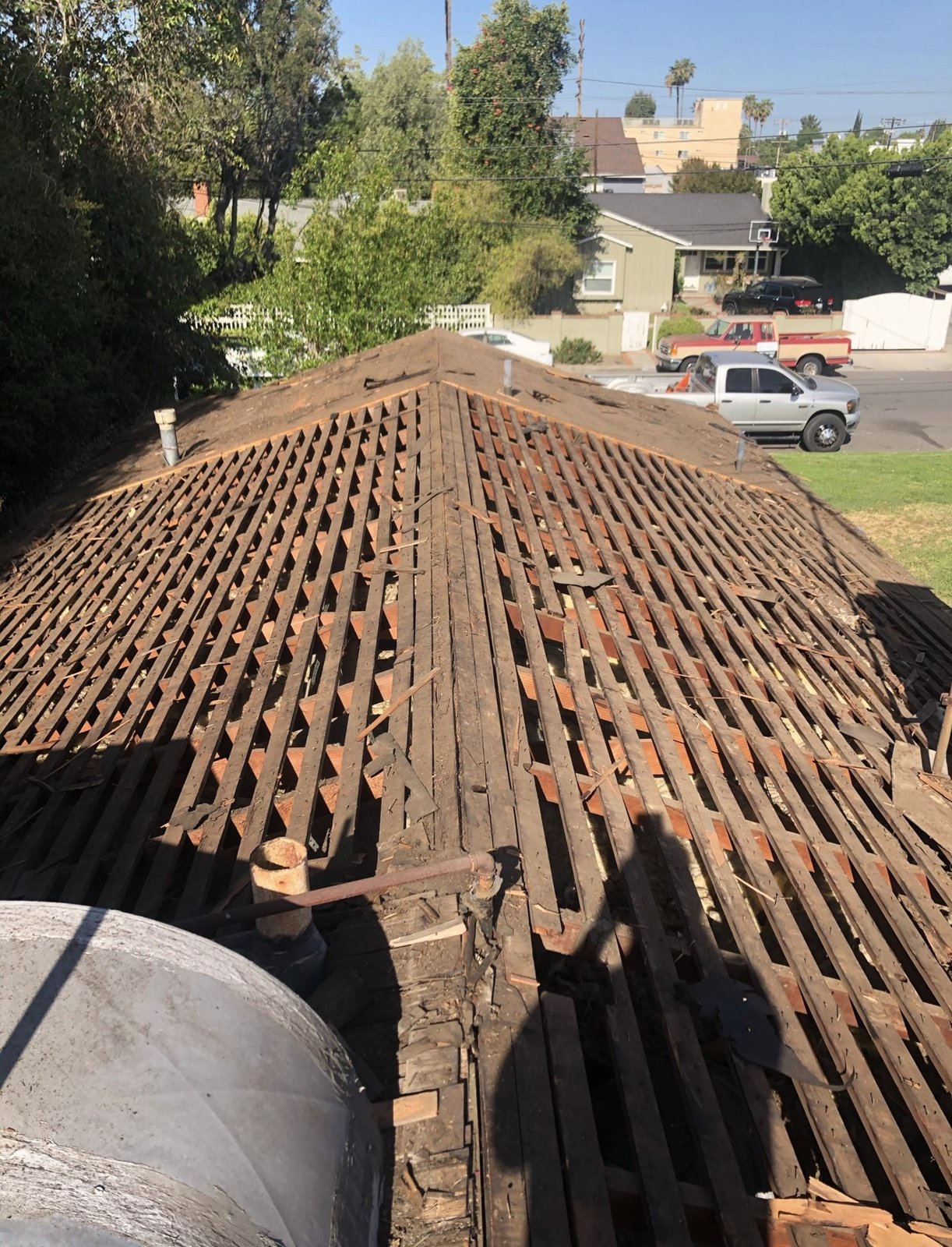 Sherman Oaks roof replacement — Exposed roof deck and battens